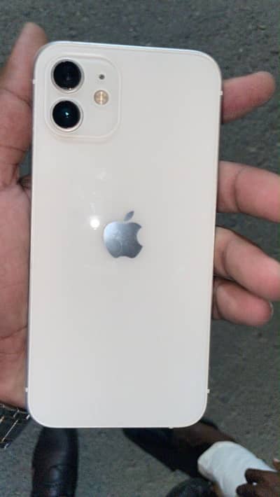 Apple iPhone 12