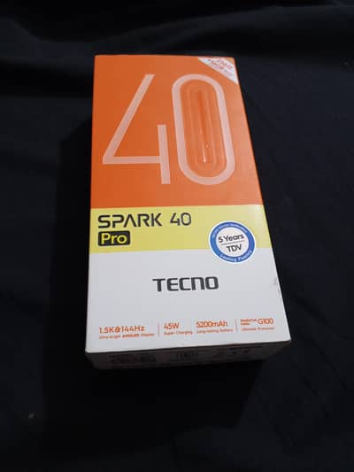 Tecno spark 40 pro (8/256)