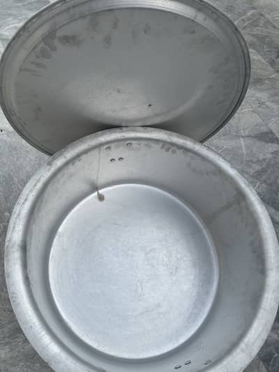 big silver pateela