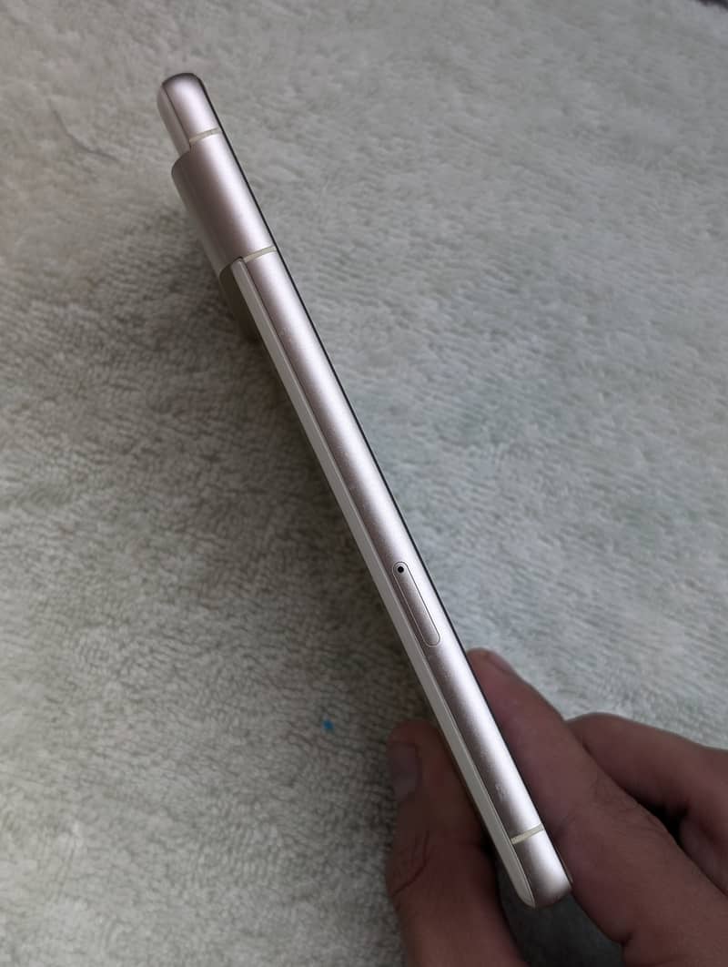 Google Pixel 7 5