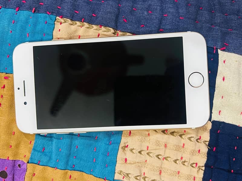 Apple iPhone 7 4