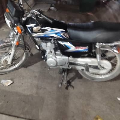 Honda 125 first hand use total janman condtion