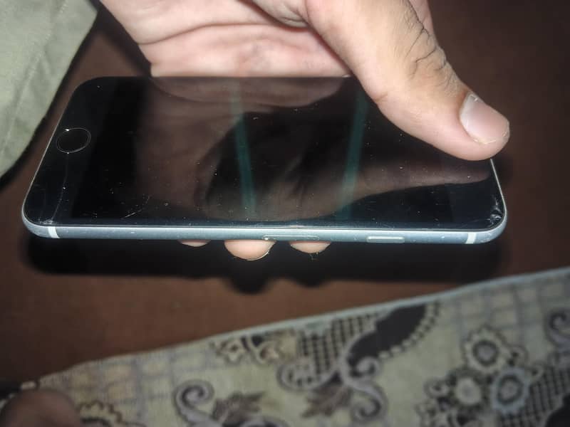Apple iPhone SE 4