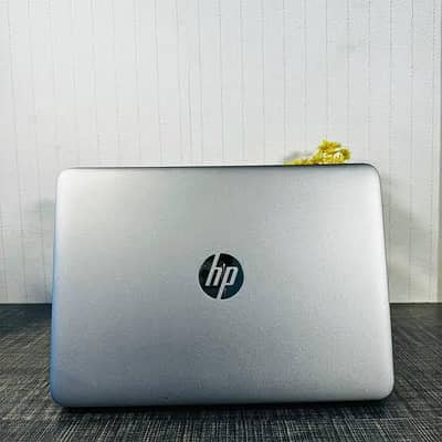 Hp Elitebook 820 G3 with Touch Screen