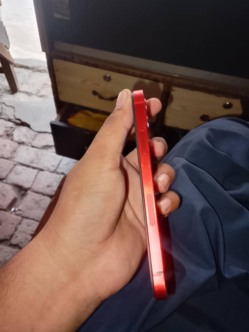 Apple iPhone 12 1