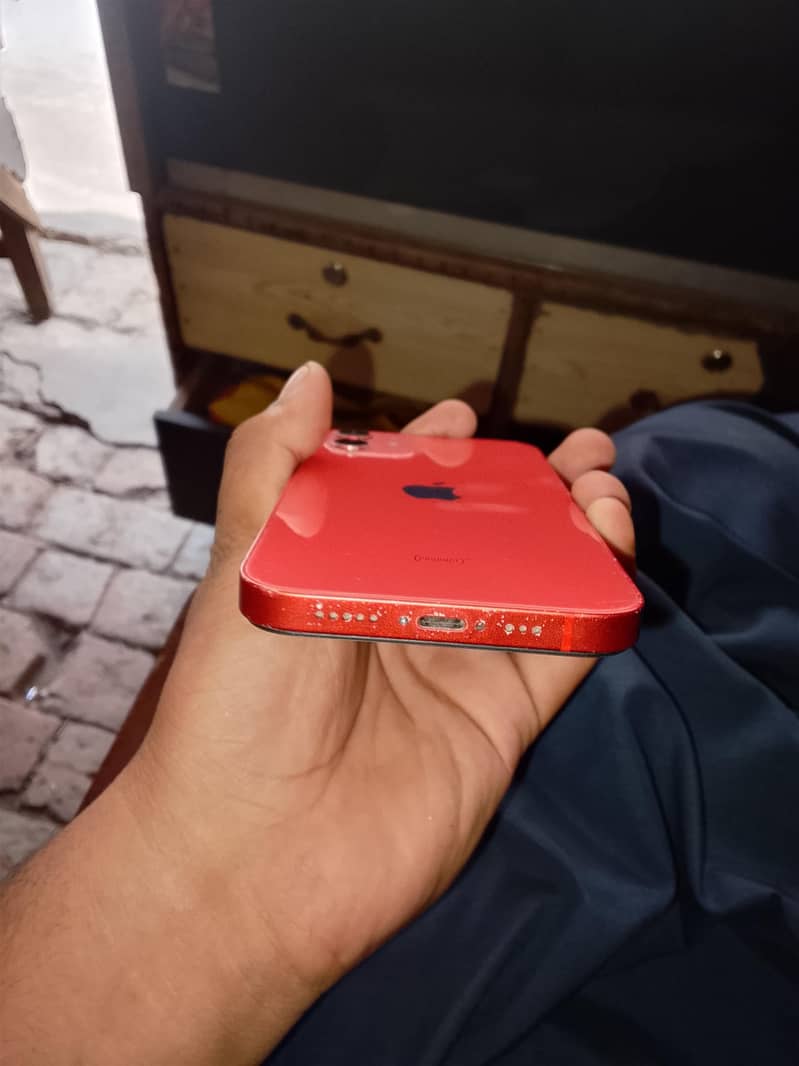 Apple iPhone 12 2