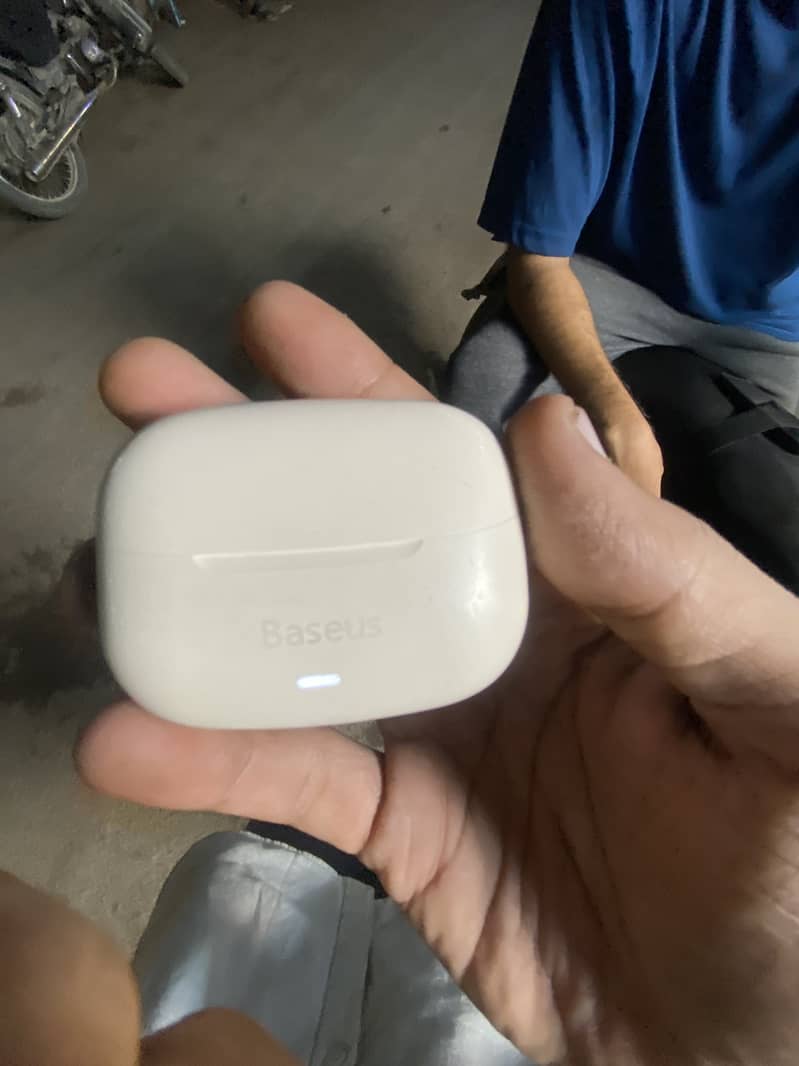 Baseus earbud 3
