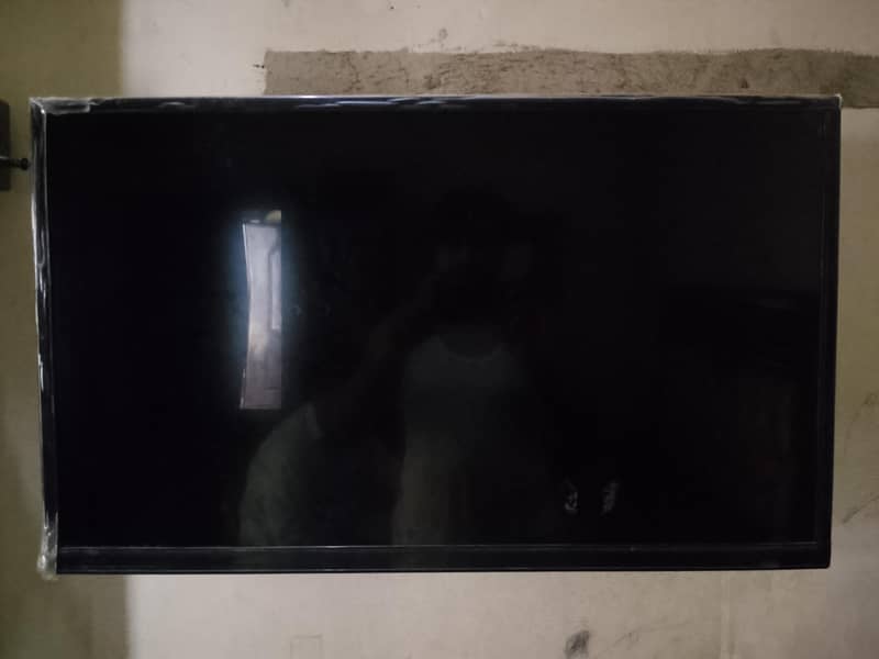 Android LED 32" 2
