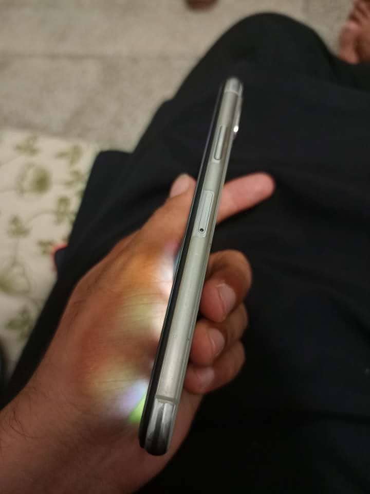 Apple iPhone X 7