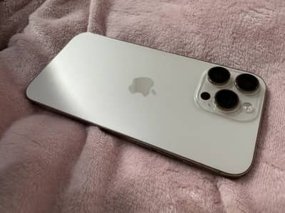Apple iPhone 16 Pro Max