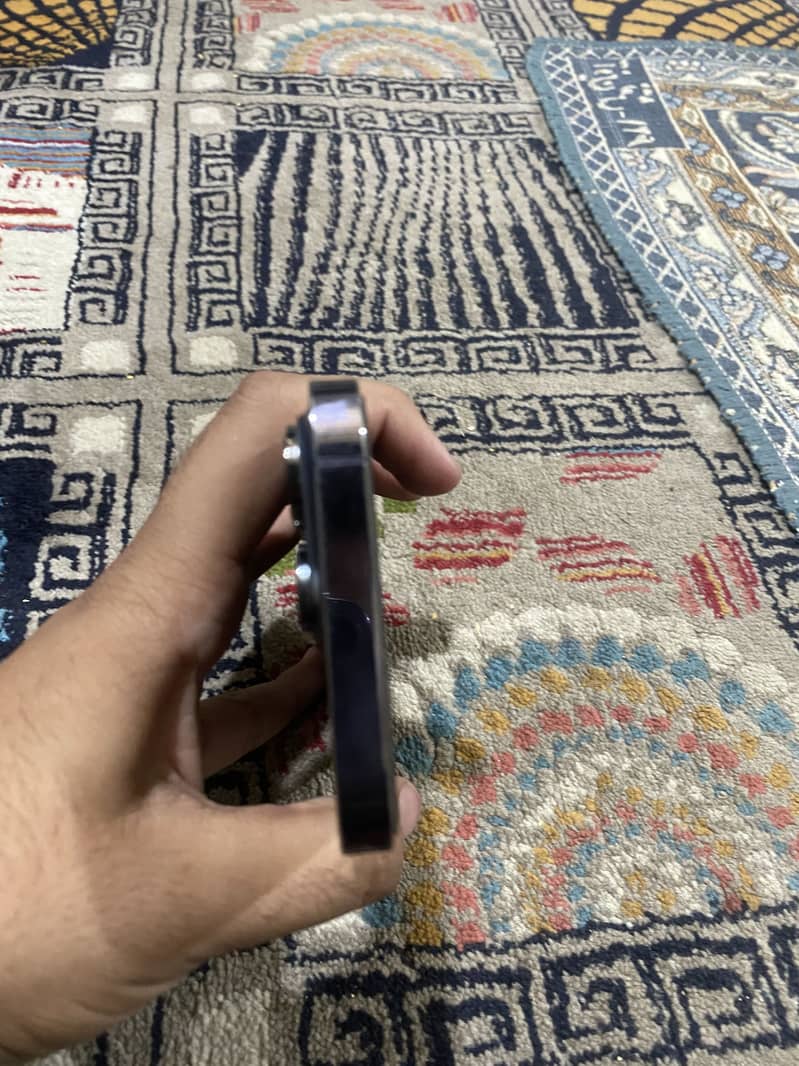 Apple iPhone 14 Pro 3