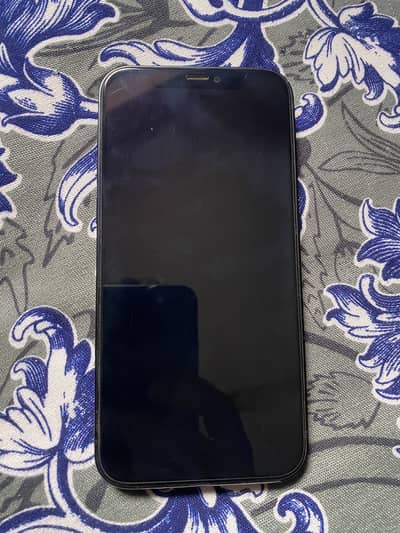 Apple iPhone 12