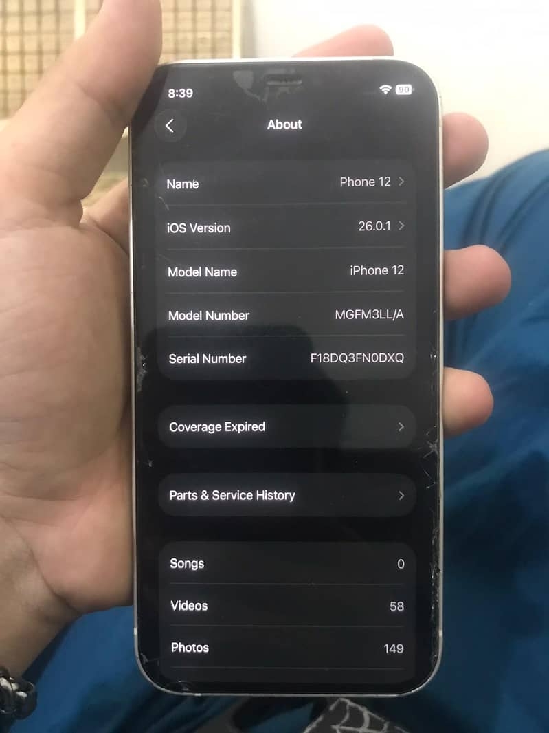 Apple iPhone 12 4