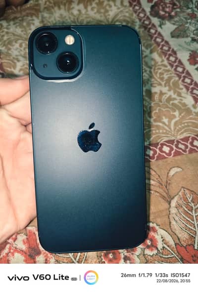 Apple iPhone 13