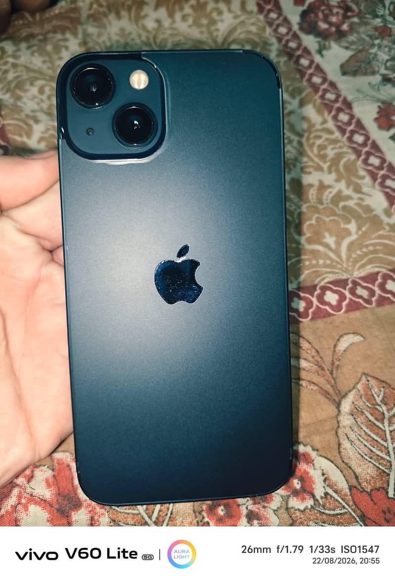 Apple iPhone 13 0