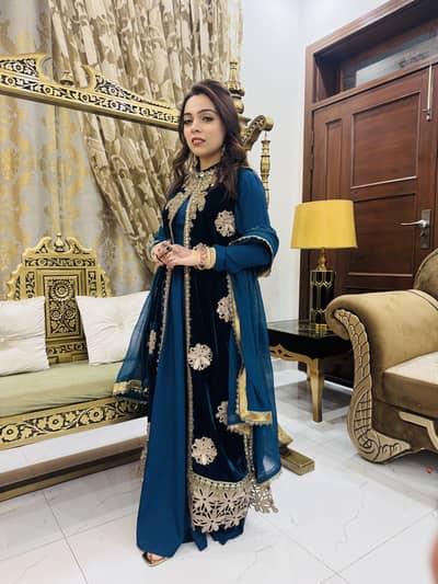 Long maxi with open velvet gown and four sided lace dubatta
