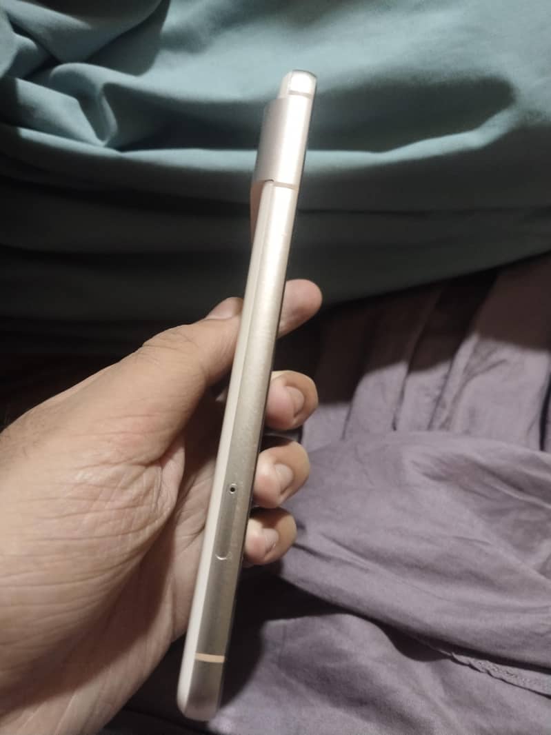 Google Pixel 8 1