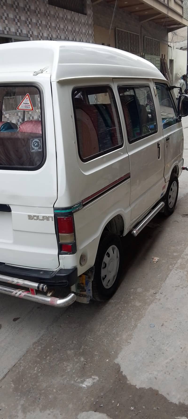 Suzuki Bolan 2017 3