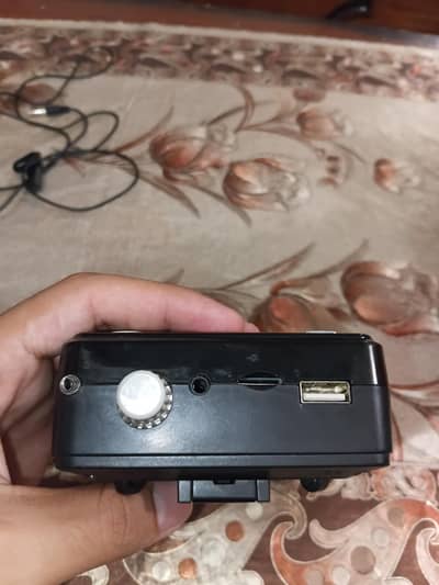 bt and radio speaker
