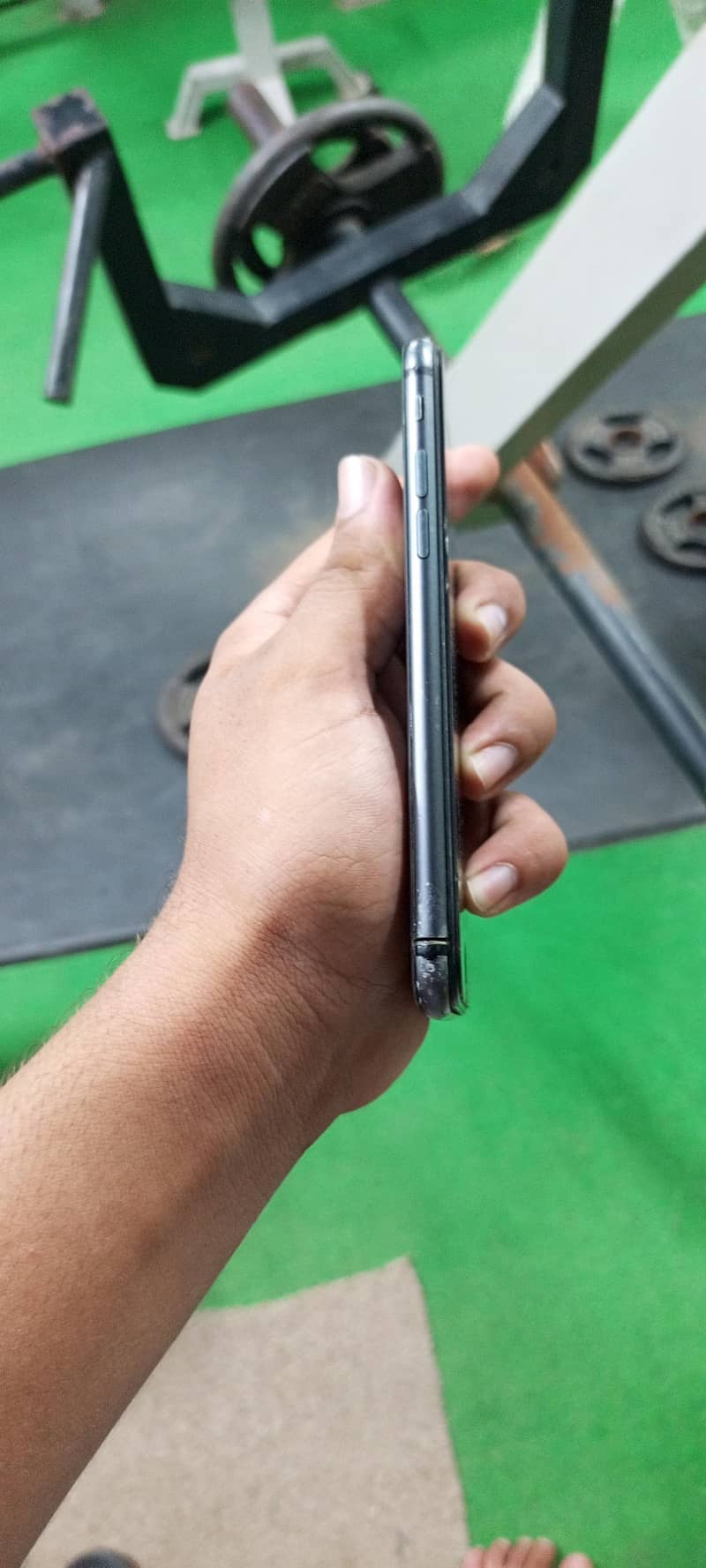 Apple iPhone 8 2