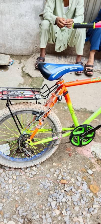 cycle bilkul Nahin hai bus ek hafte Chali