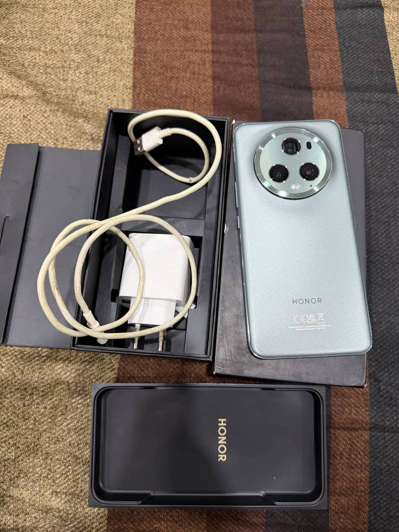 Honor Magic 5 Pro 2