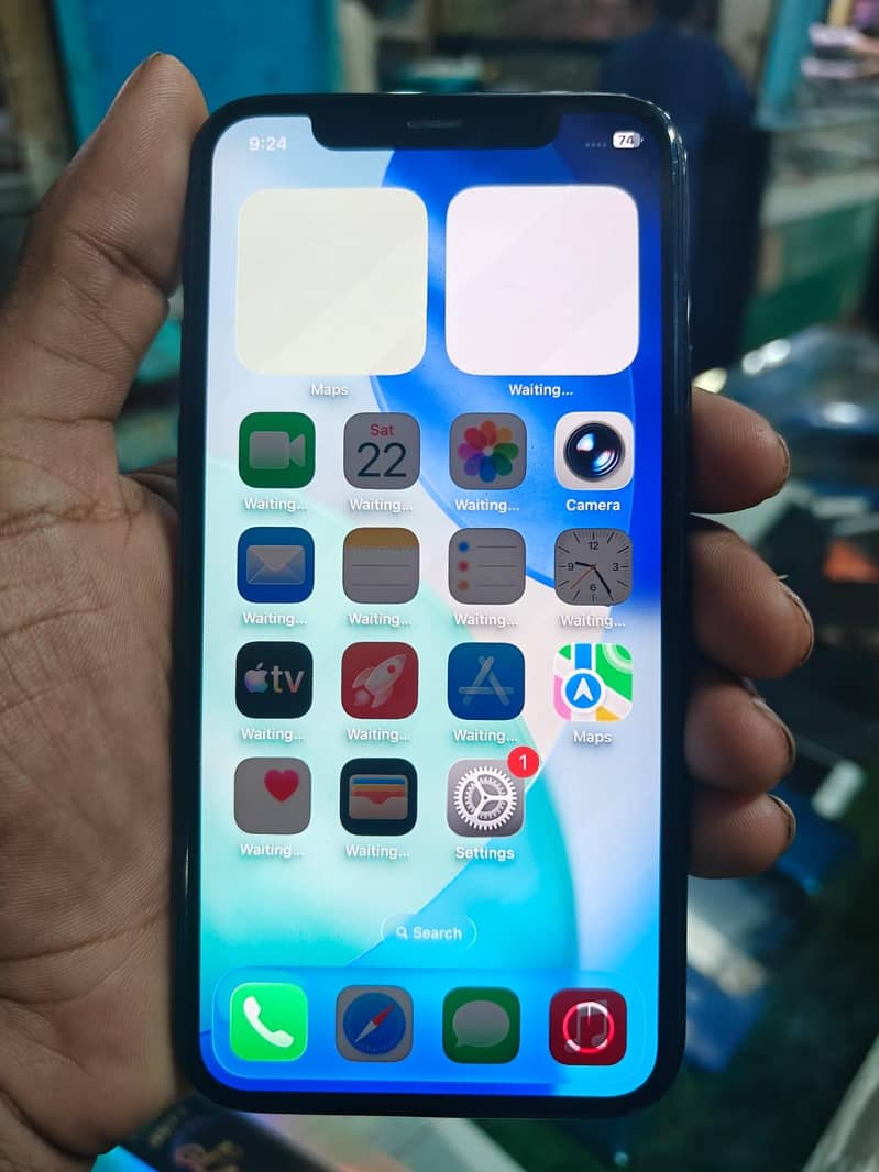 Apple iPhone 11 Pro 1