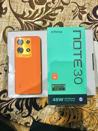 Infinix Note 30
