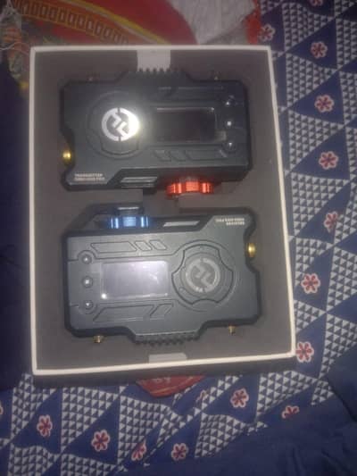 Hollyland mars 400S pro brand new HDMI+SDI wireless video transmission