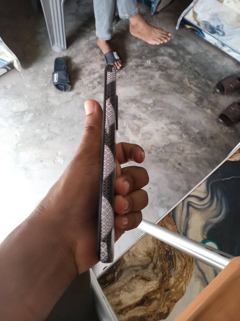 One Plus 7T 4
