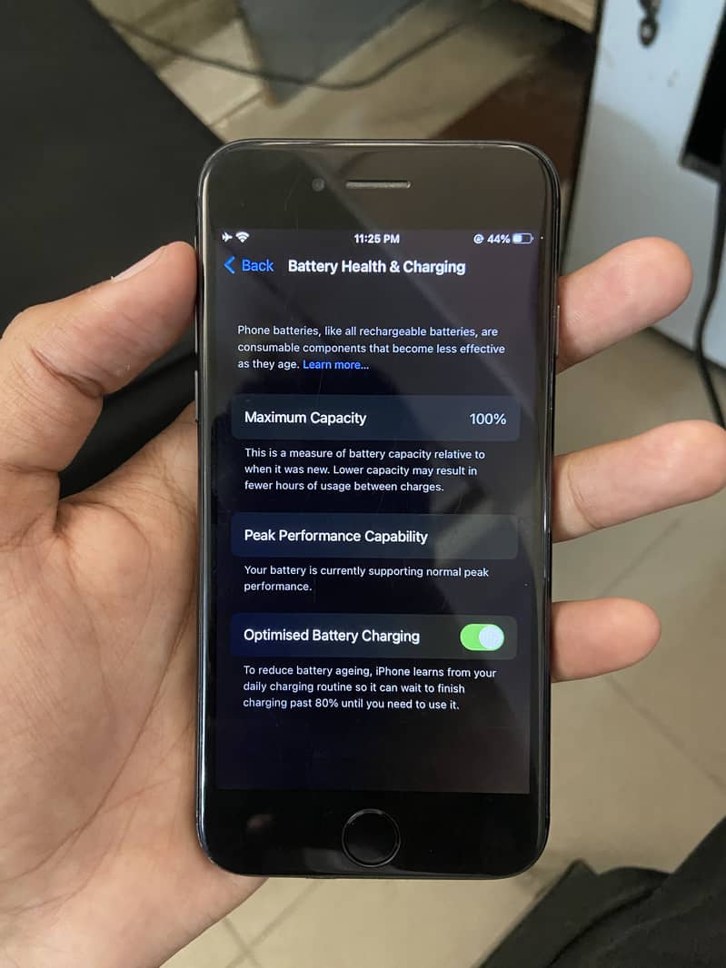 Apple iPhone 8 2