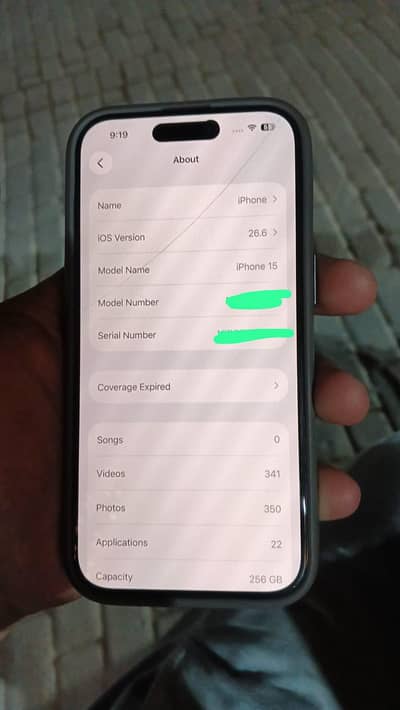 Apple iPhone 15