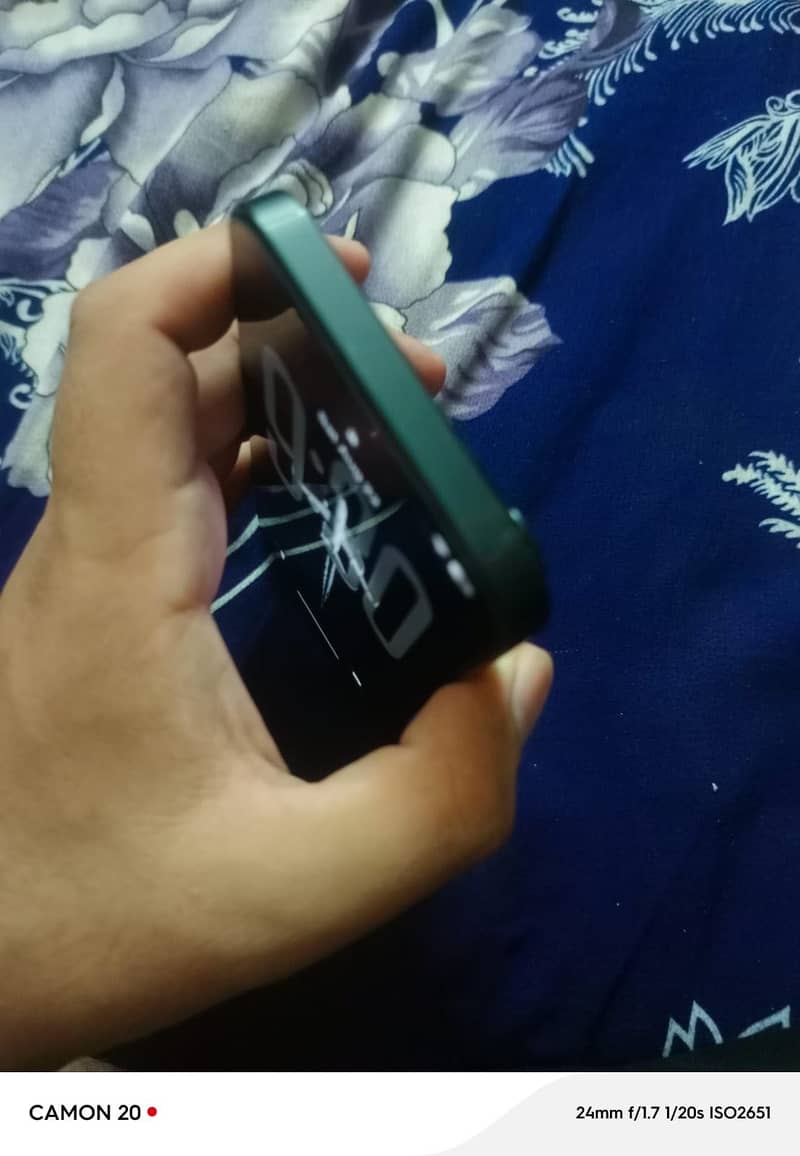 Apple iPhone 14 plus 4