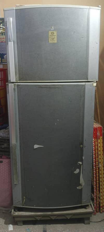 Dawlance fridge full size 100% ok