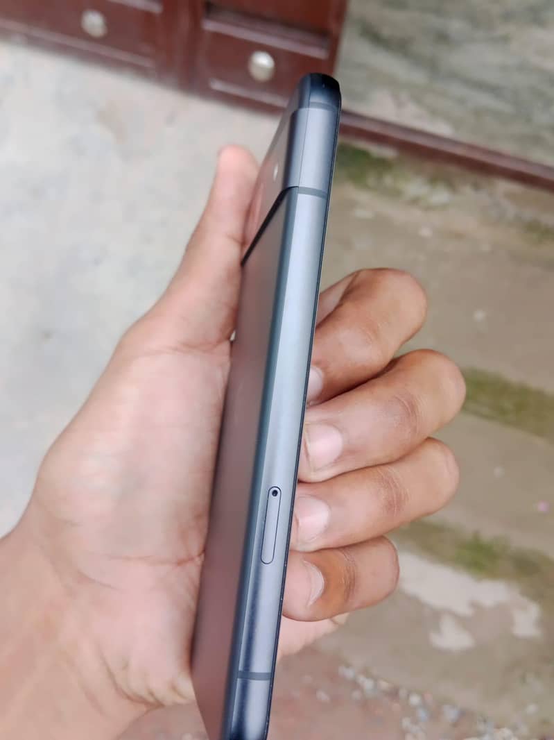 Google pixel 8a 3