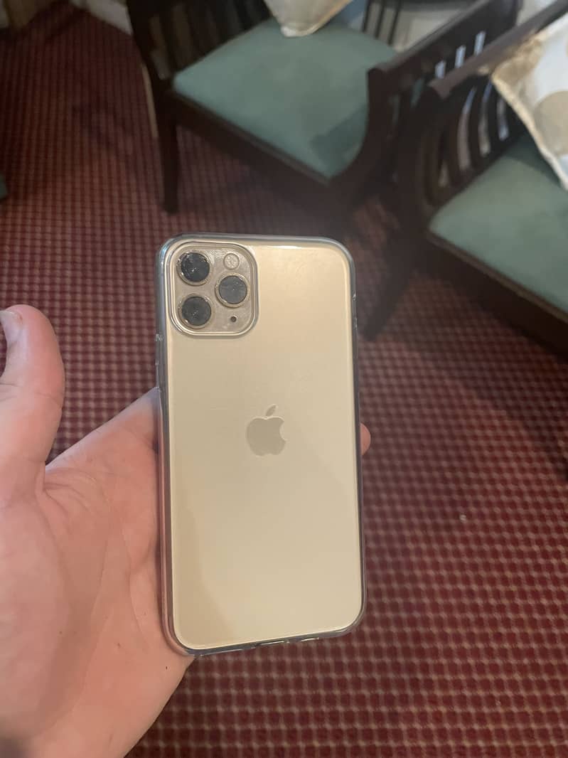 Apple iPhone 11 Pro 3