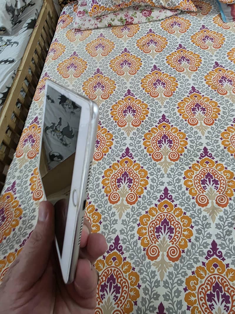 ipad mini 4 2