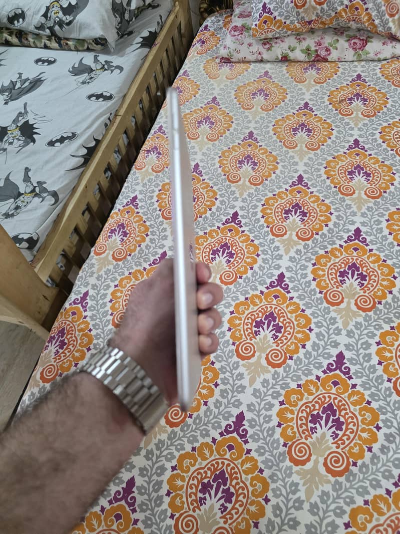 ipad mini 4 4