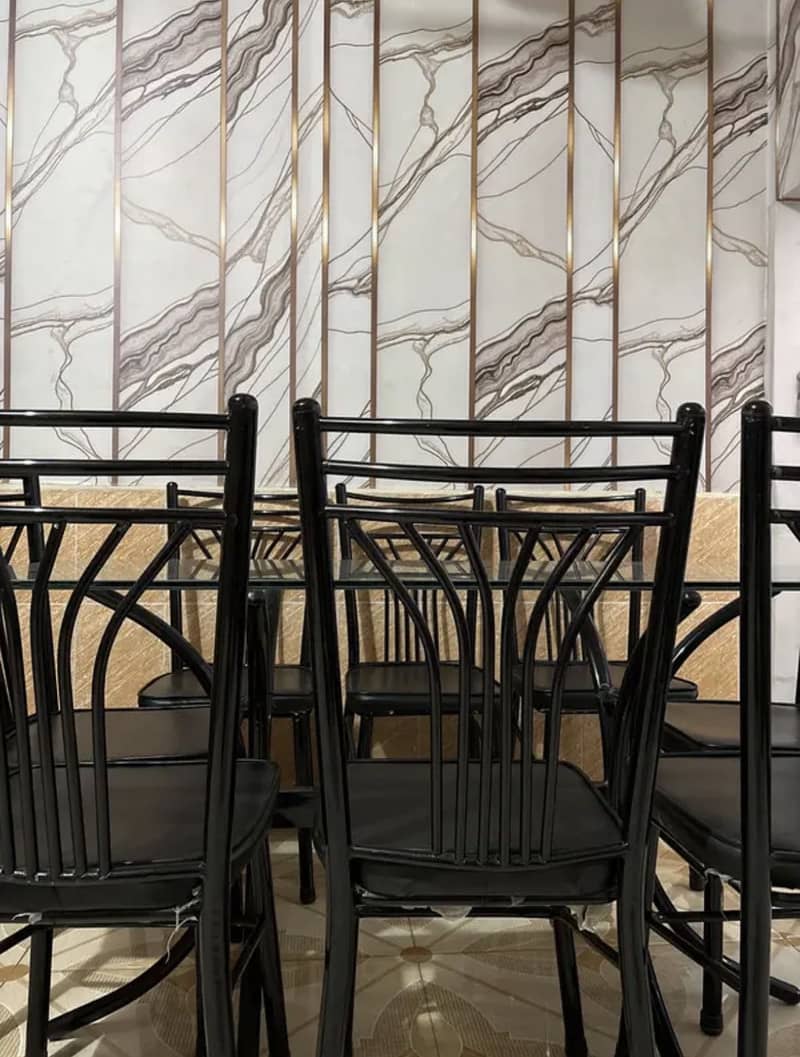 Dining Table And Chairs 0
