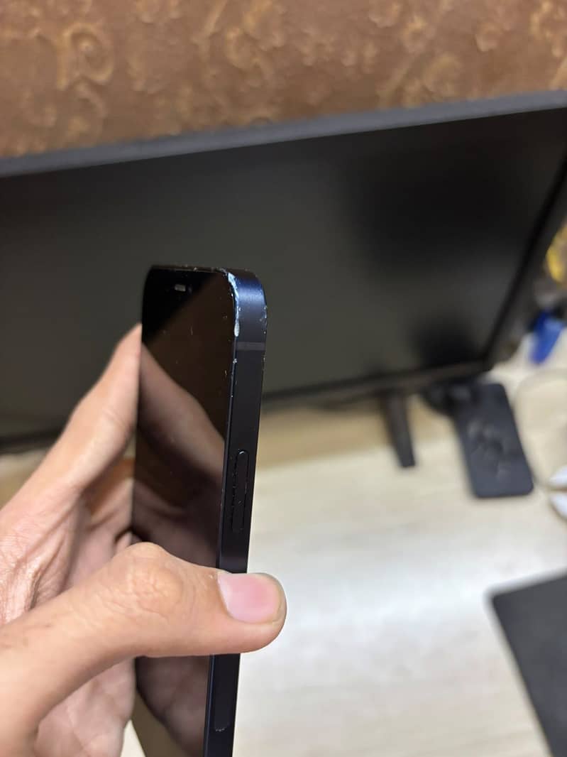 Apple iPhone 12 5