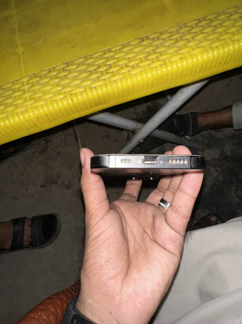 iPhone 14 Pro 1
