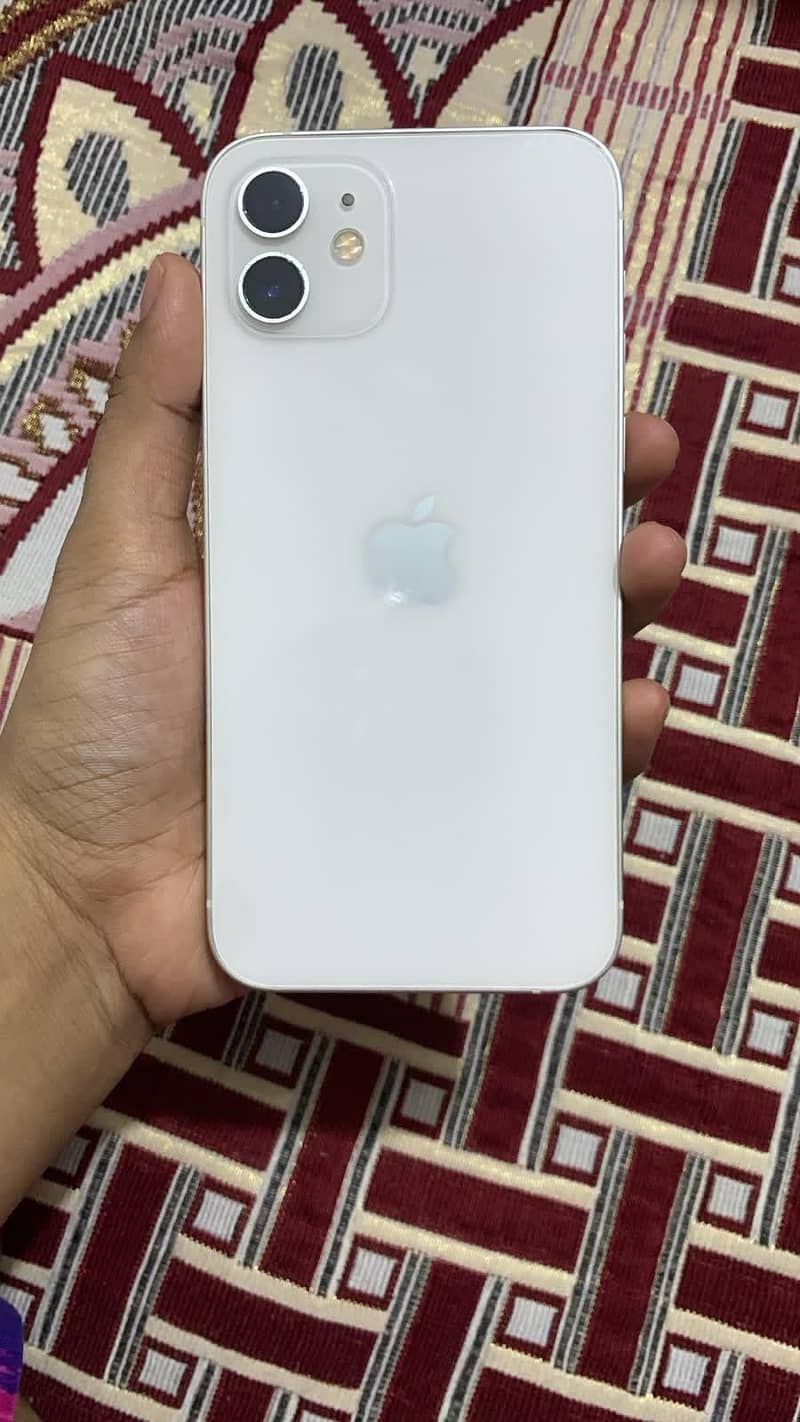 Apple iPhone 12 0