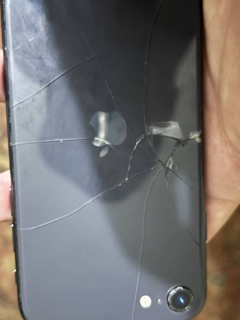 Apple iPhone SE 2 1