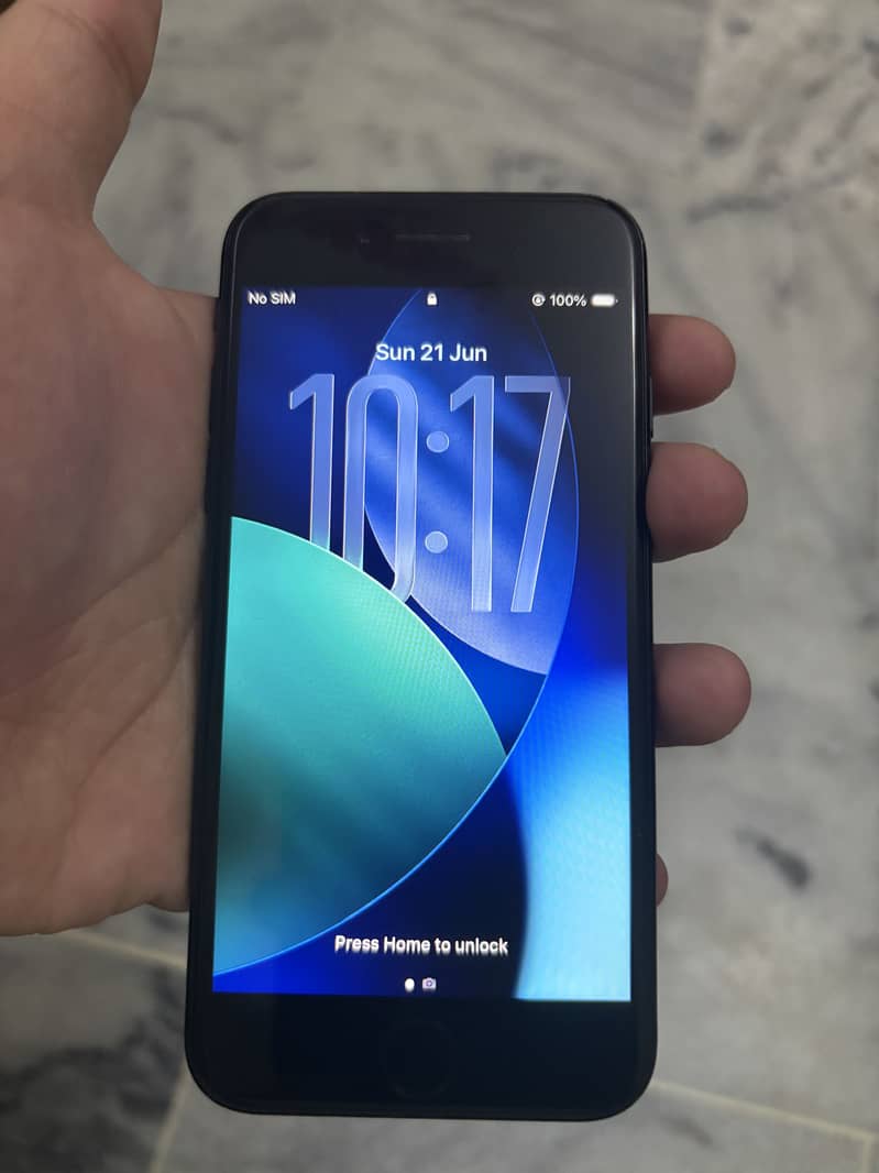 Apple iPhone SE 2 2