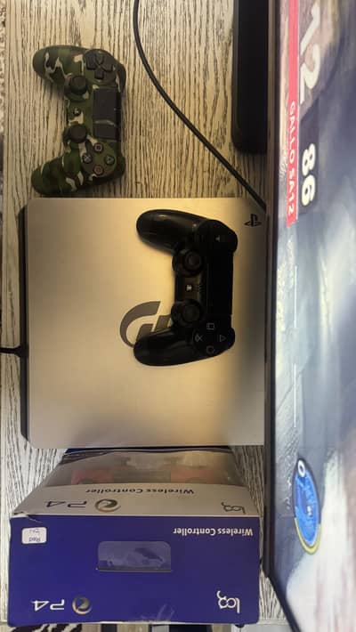 PS4 Slim GT Edition