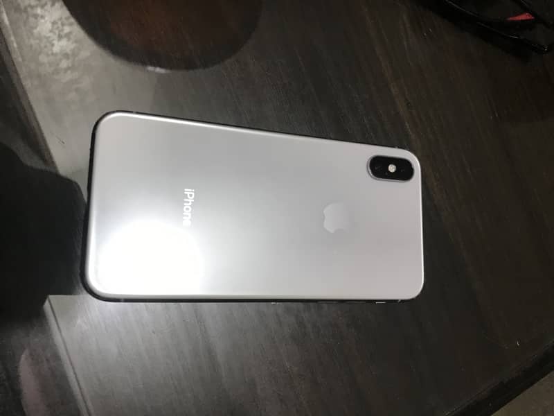 Apple iPhone X 0