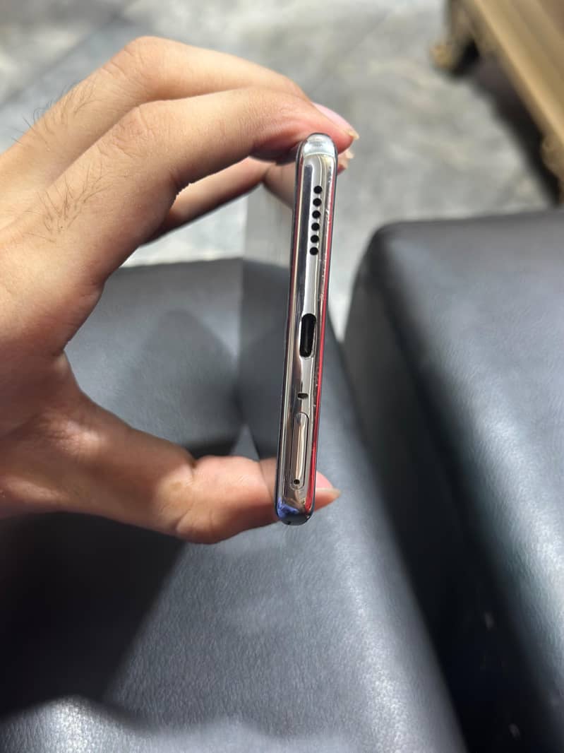 Tecno CAMON 40 Pro 3