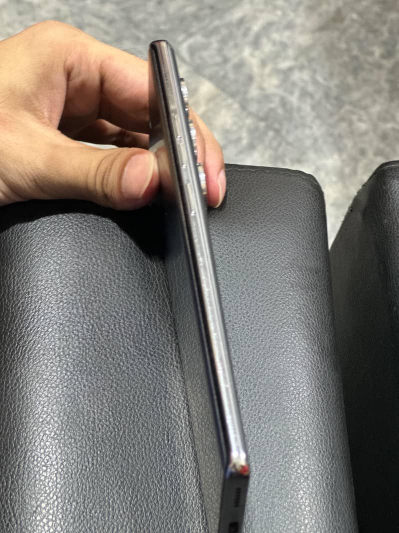 Tecno CAMON 40 Pro 5