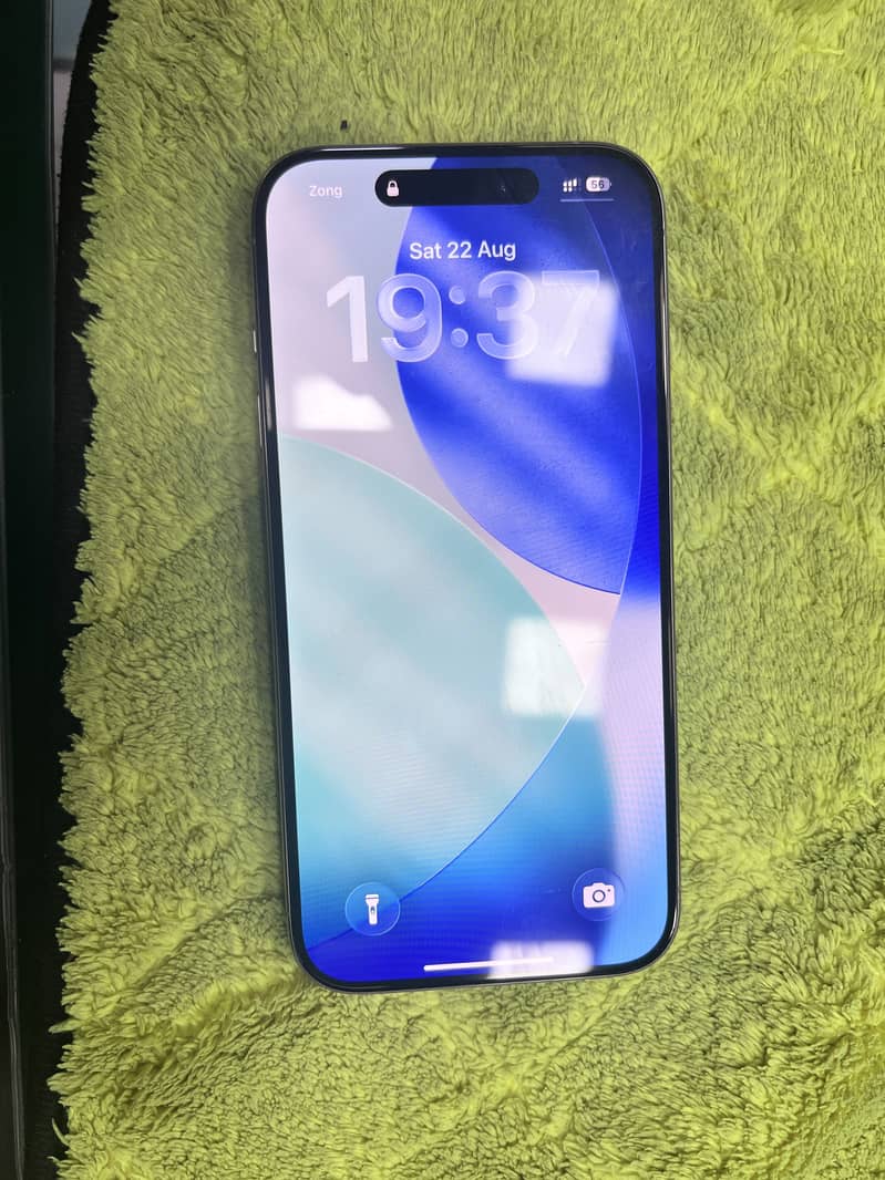 Apple iPhone 15 Pro 2