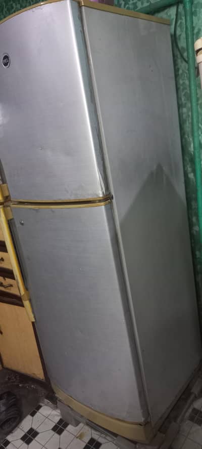 urgent sale PEL refrigerator